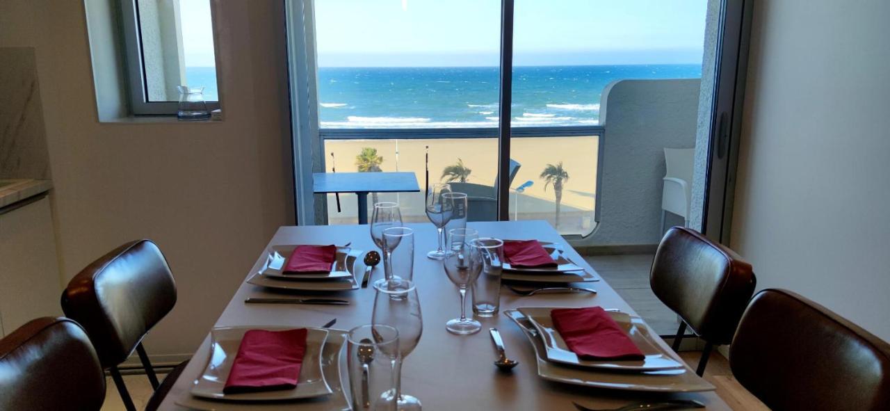 Belle Vue Mer Canet Plage Acces Piscine Couverte Et Chauffee Luaran gambar