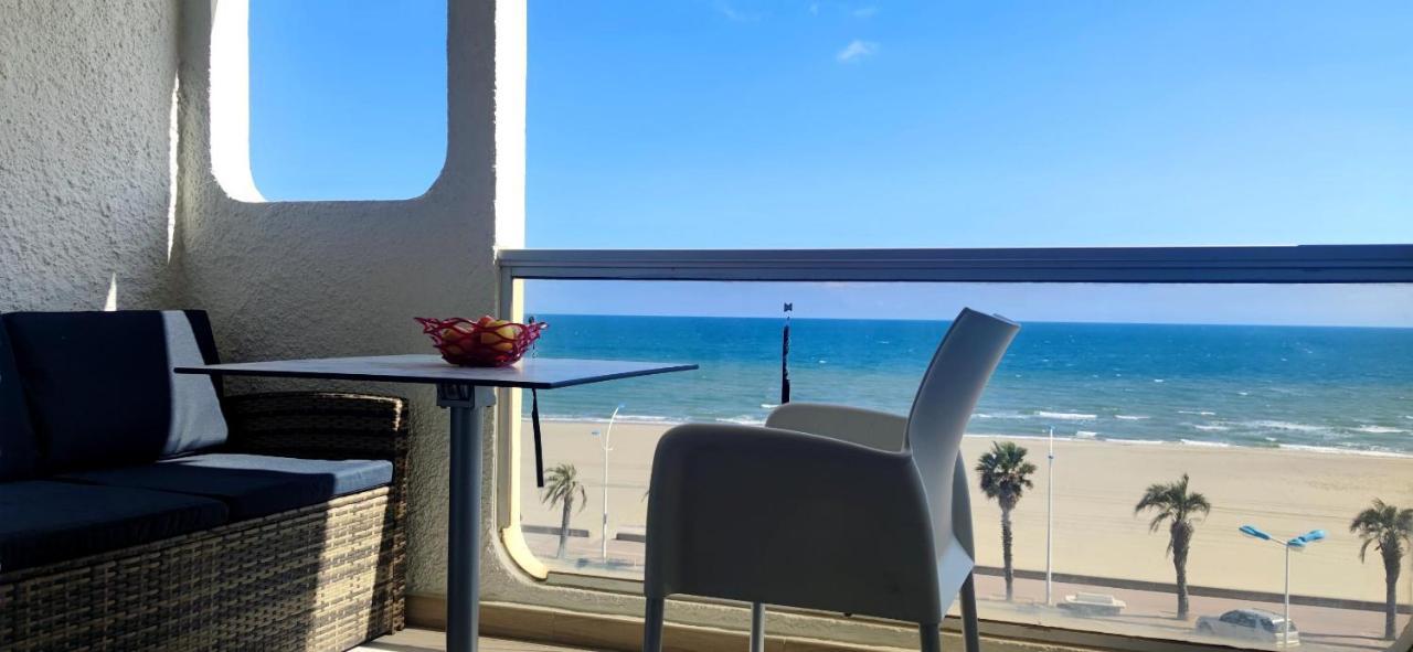 Belle Vue Mer Canet Plage Acces Piscine Couverte Et Chauffee Luaran gambar